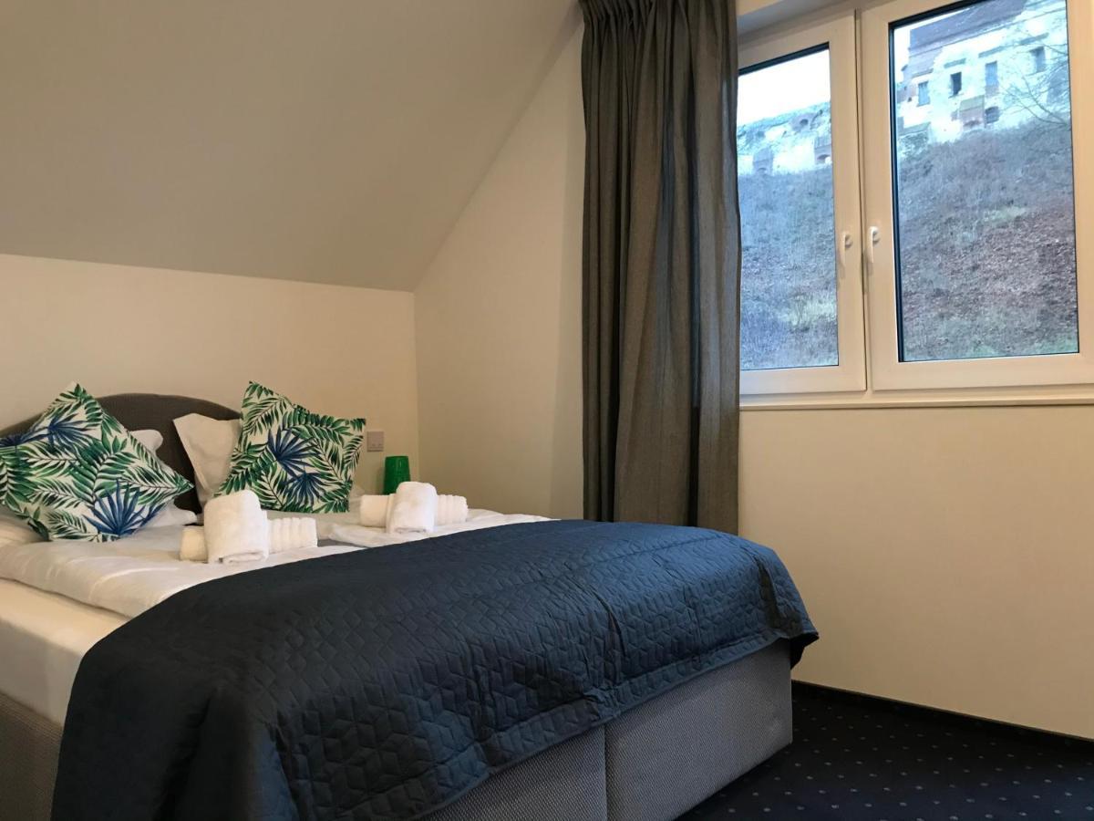 ינוביץ' Apartamenty Pod Zamkiem W Janowcu מראה חיצוני תמונה